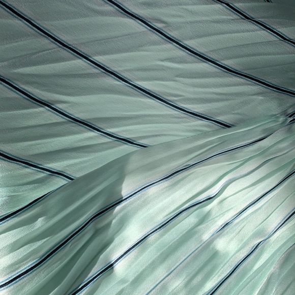 🌷🌷🌷Vince crushed panel stripe midi mint size M - Picture 8 of 8